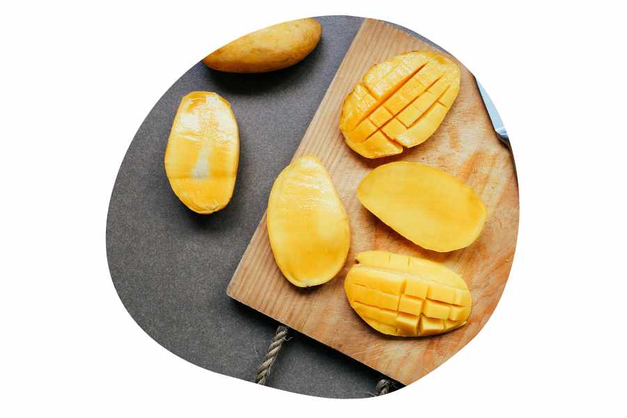 how to eat a mango without making a mess